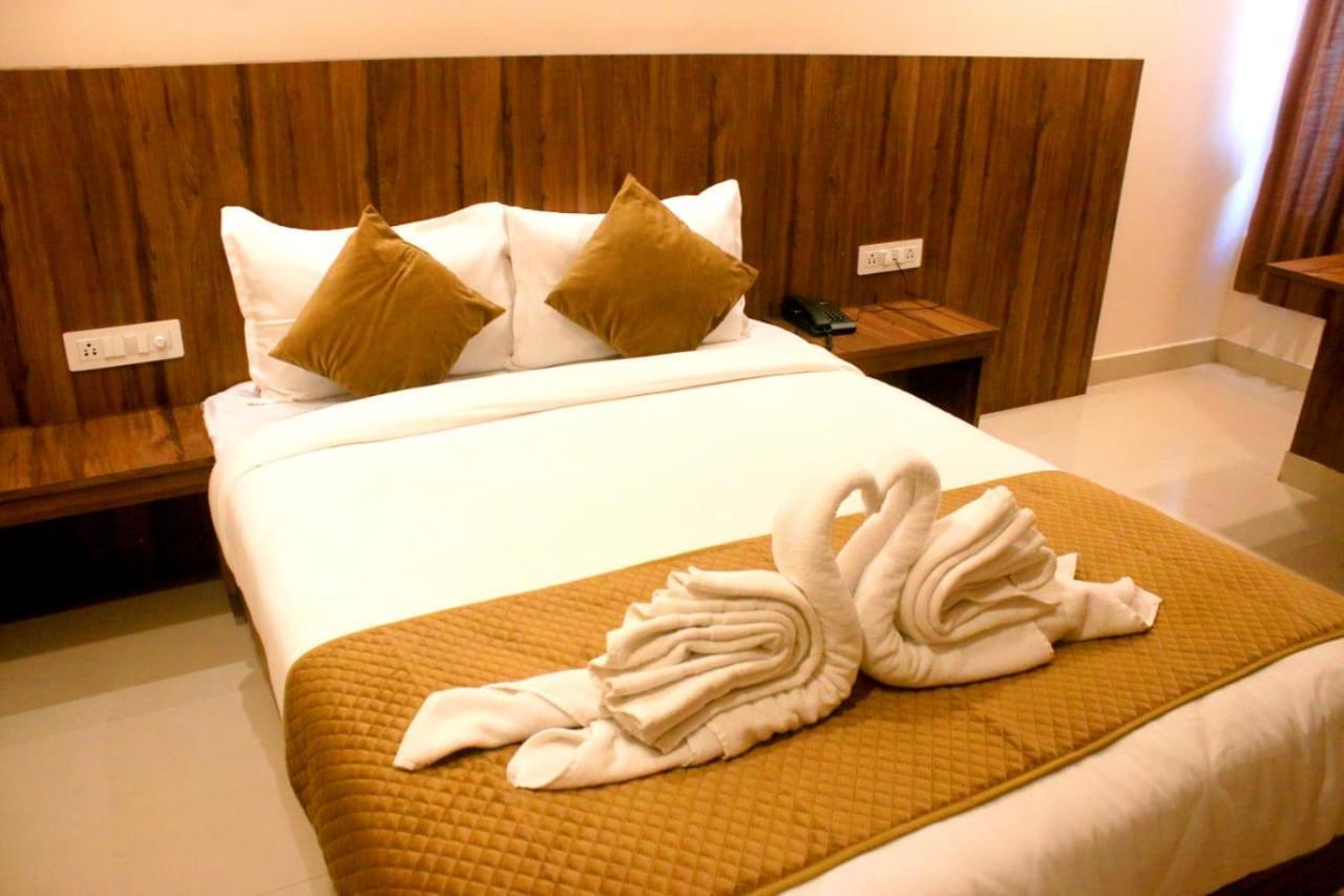 Hotel Sakura Inn Hosūr المظهر الخارجي الصورة