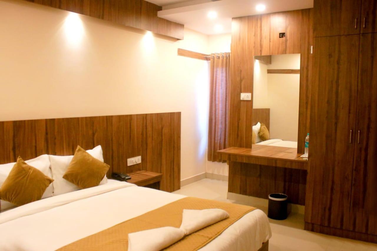 Hotel Sakura Inn Hosūr المظهر الخارجي الصورة
